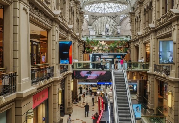 Worldview | Argentina Lures Back Global Fashion Brands