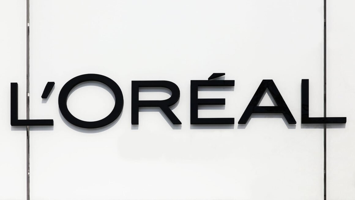 L’Oréal Sales Rise on Haircare Demand