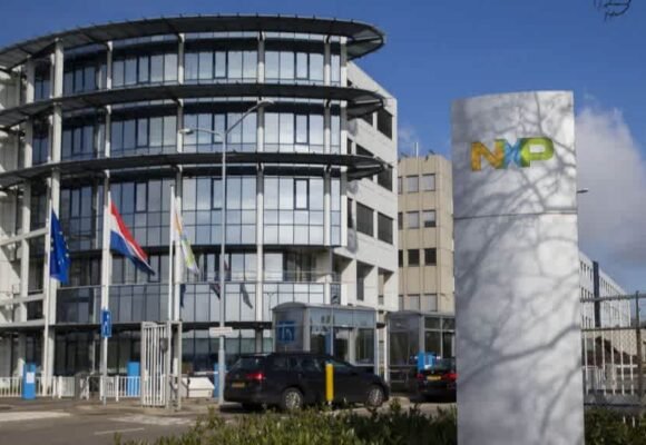 NXP in talks to buy $3.3bn designer of camera chips for self-driving cars