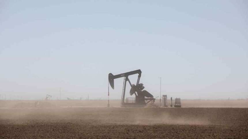 Slide in oil prices drives rebound in battered government bonds