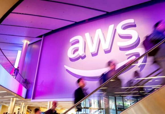 Amazon shares slide on lower Christmas sales forecast
